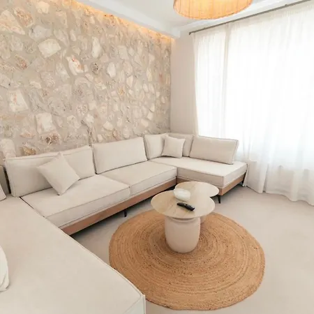 Kosnian With Jeep Renegade Hybrid Villa *