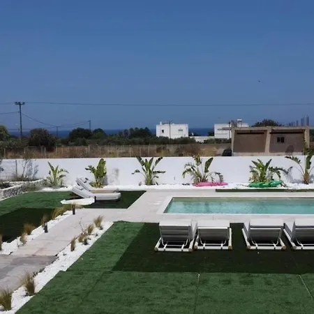 Villa Kosnian With Jeep Renegade Hybrid Zipárion