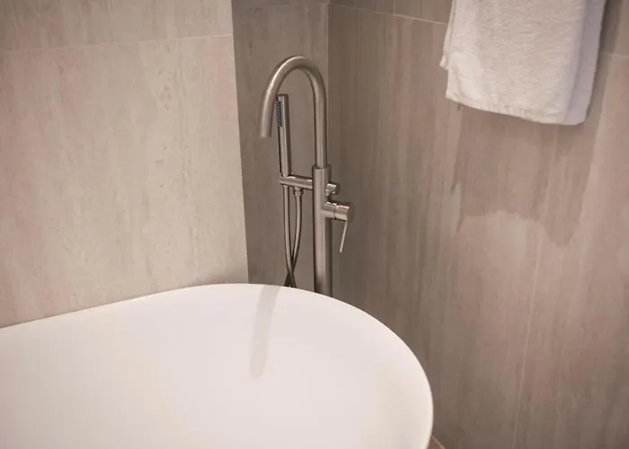 Kosnian With Jeep Renegade Hybrid * Zipárion