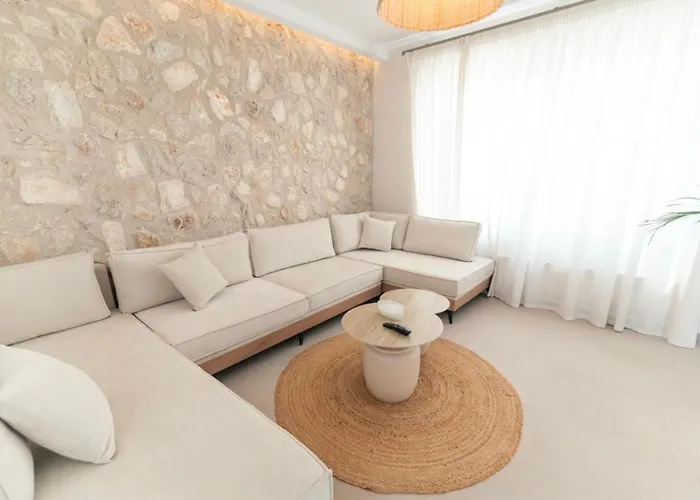 Kosnian With Jeep Renegade Hybrid Villa *