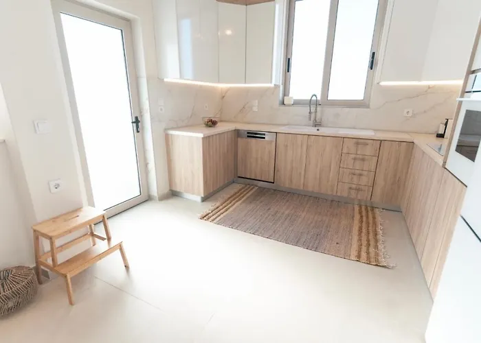 Kosnian With Jeep Renegade Hybrid